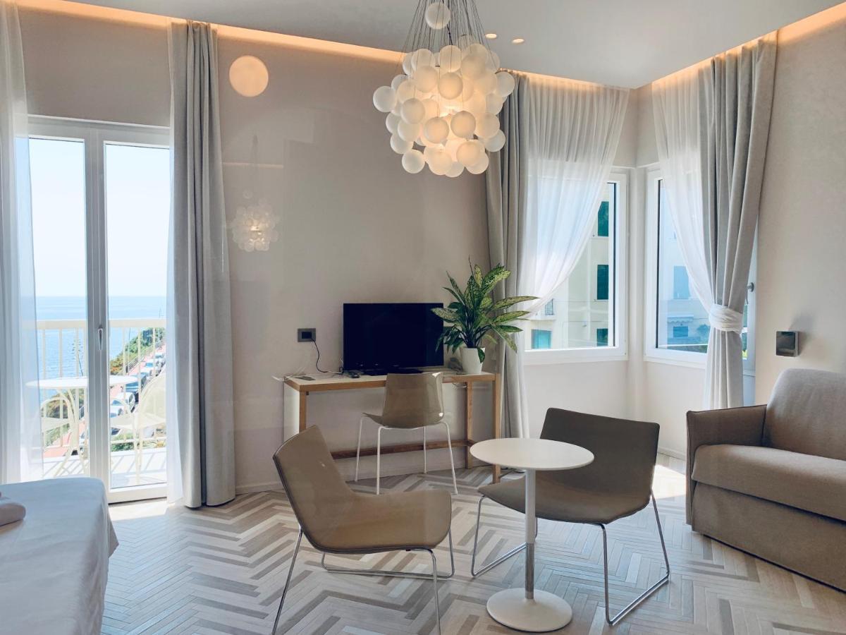 Hotel Corallo إمبيريا المظهر الخارجي الصورة