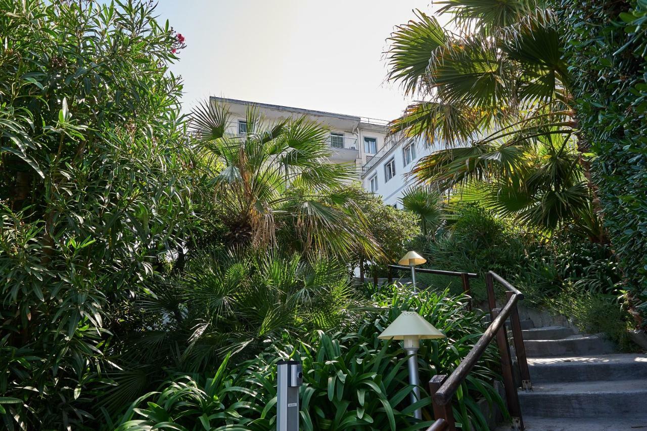 Hotel Corallo إمبيريا المظهر الخارجي الصورة